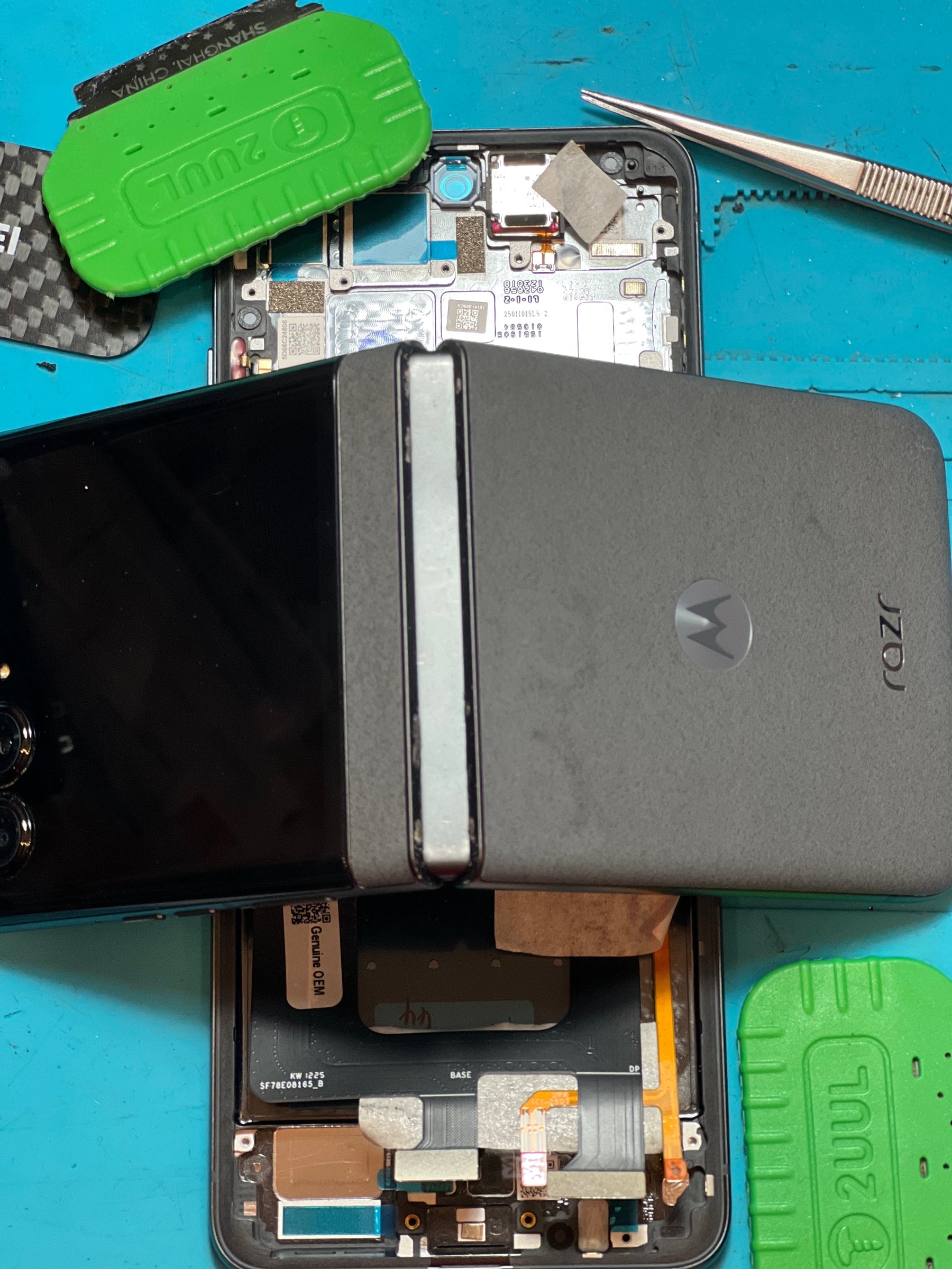 🔧 Riparazioni Complesse su Smartphone FOLD: Samsung, Honor, Motorola | TEC Store Italia