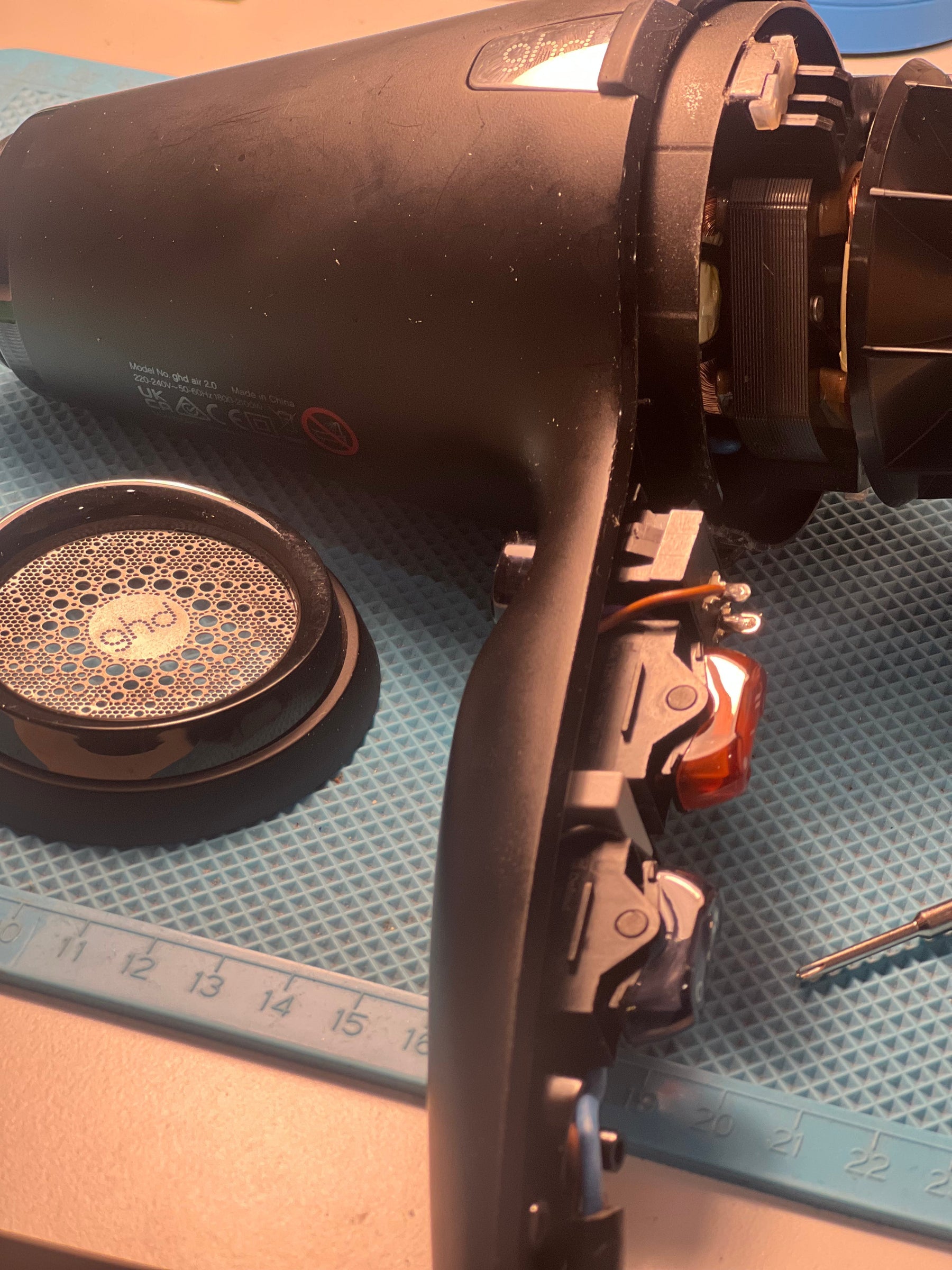 Assistenza professionale prodotti GHD: riparazioni e supporto tecnico specializzato