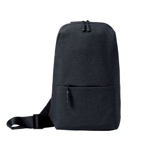 Mi Slingbag Dark Grey Lifestyle