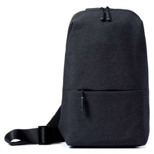 Mi Slingbag Dark Grey Lifestyle