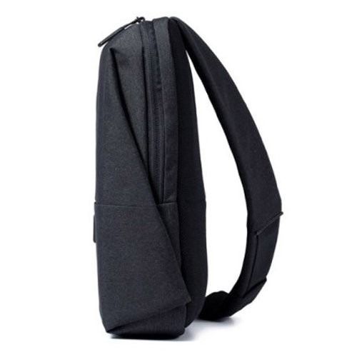 Mi Slingbag Dark Grey Lifestyle