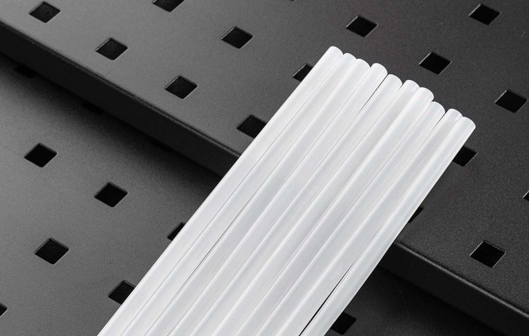 Stick Colla a Caldo Deli Tools EDL5042 7x200mm 10pz Smart Devices